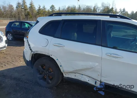 2018 Jeep Cherokee Limited 4X4 z USA, uszkodzony, nr VIN 1C4PJMDB5JD583559